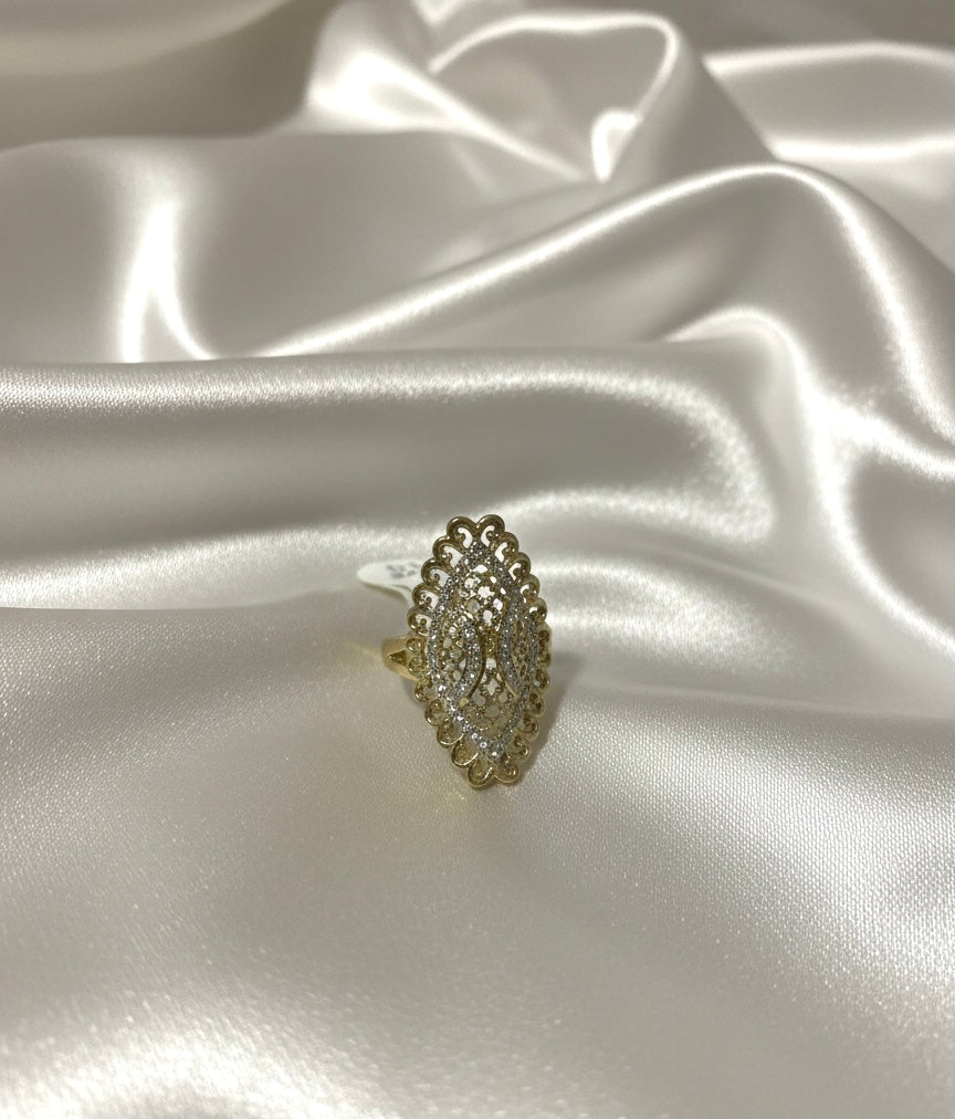 Vintage-Inspired Filigree Marquise Statement Ring