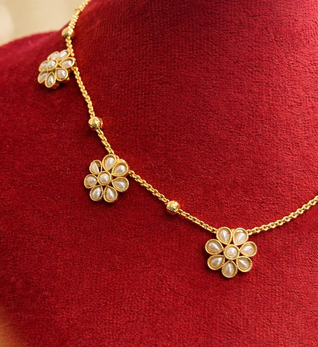 Floral Gold Necklace & Earring Set