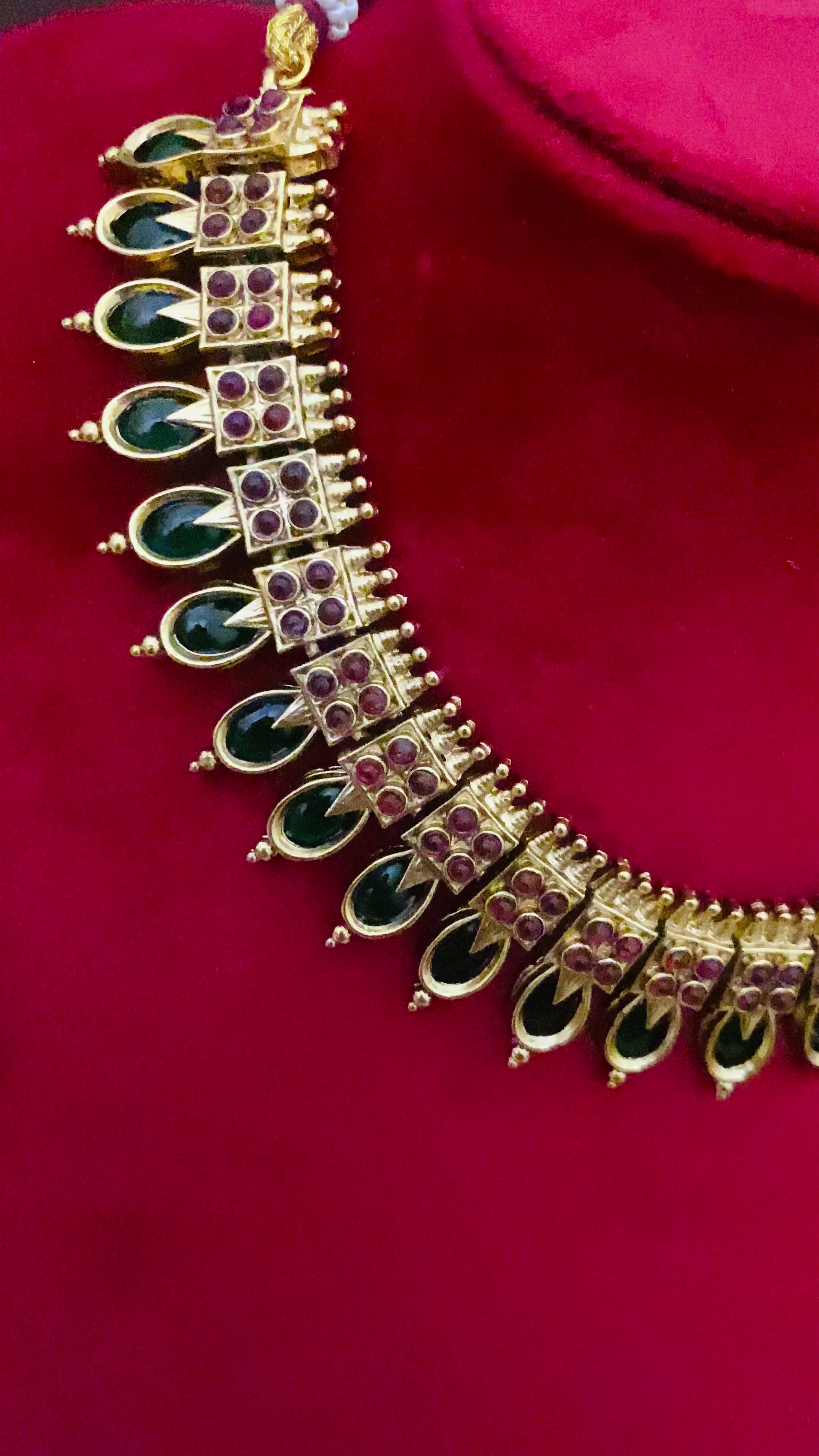 Traditional Palakka Mala Choker Set