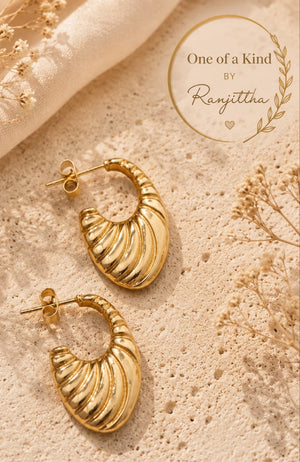 Aurora shell hoop earrings - 18k gold plated Anti-tarnish