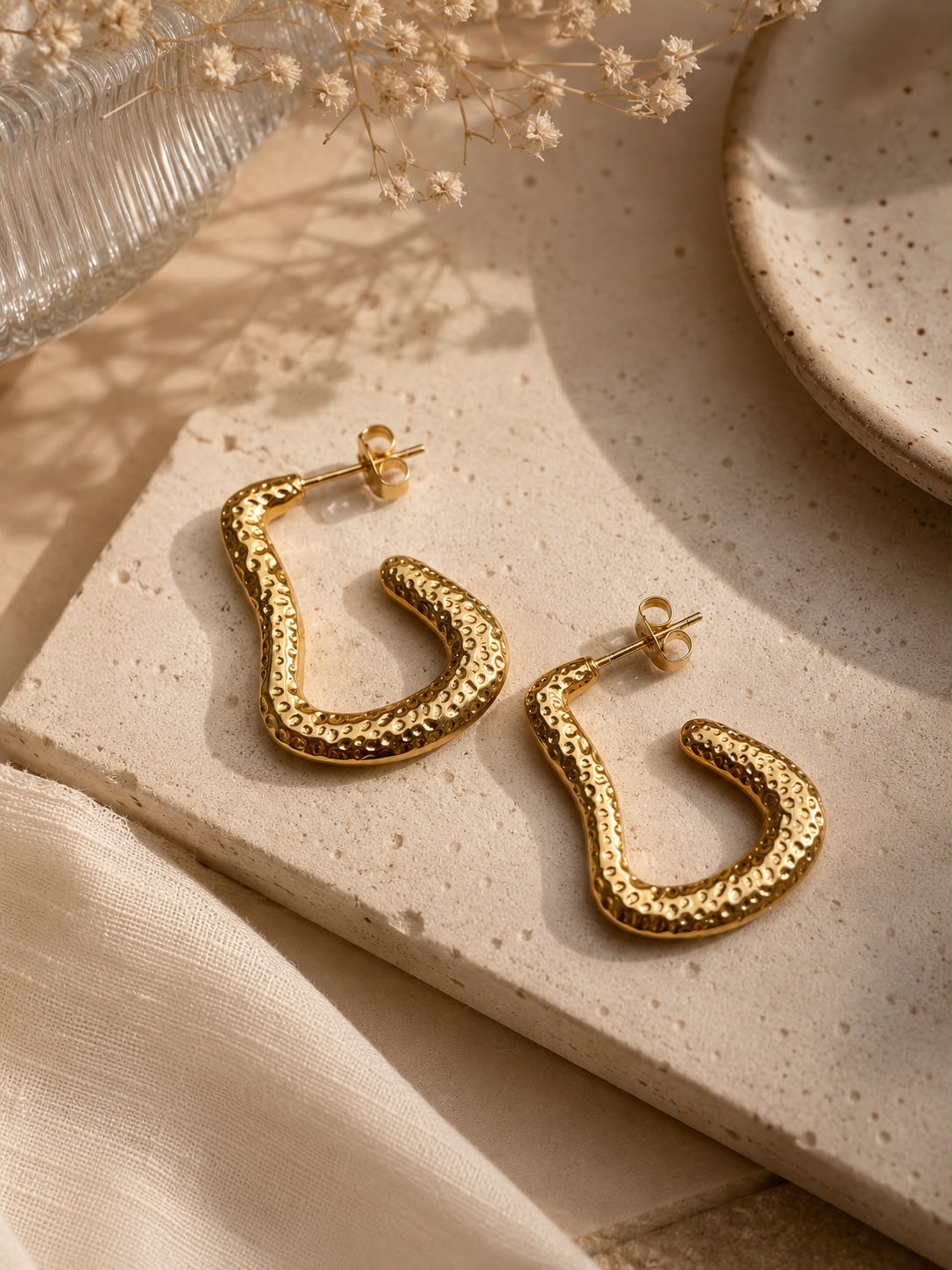 Aurora hammered gold anti-tarnish hoop earrings