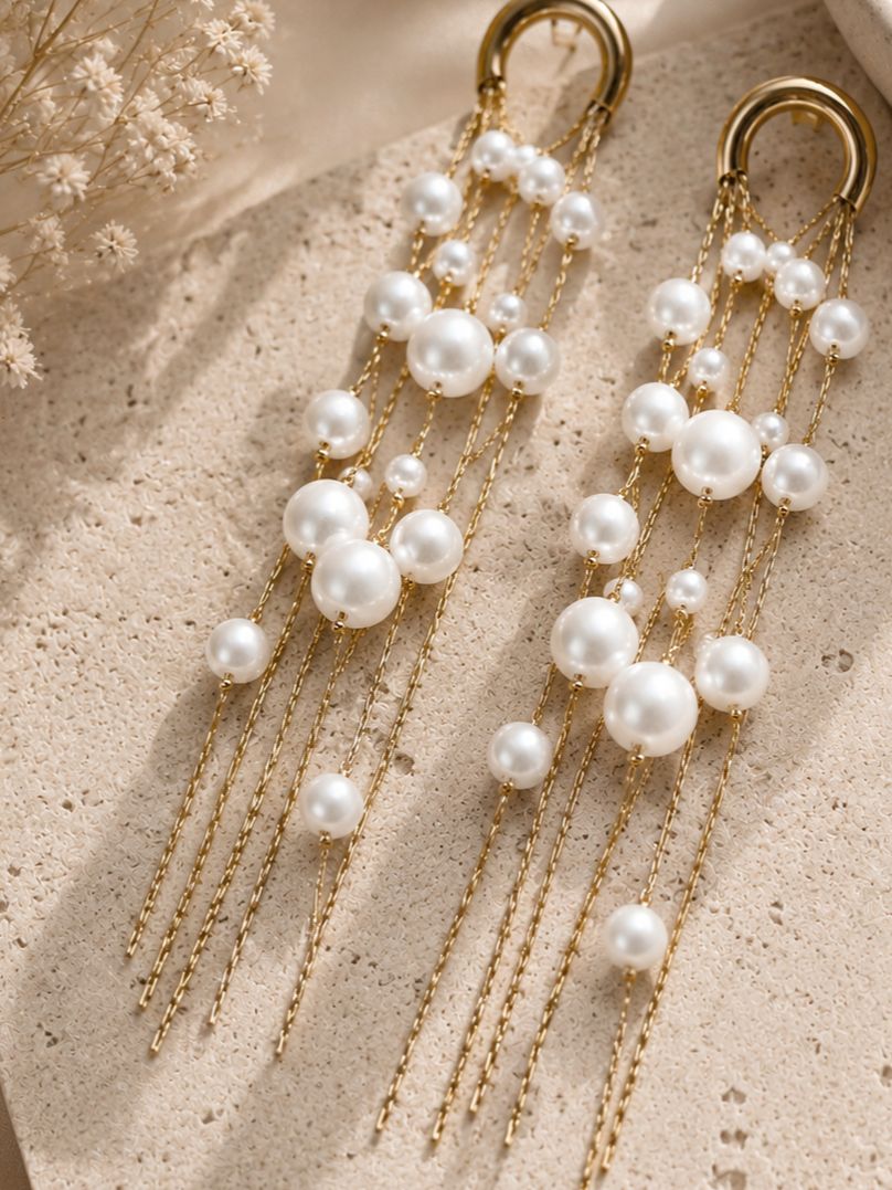 Cloud pearl tassels