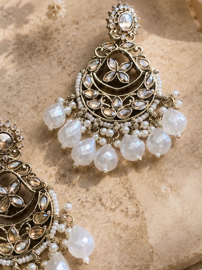 Elegant kundan pearl drop chandbail earrings