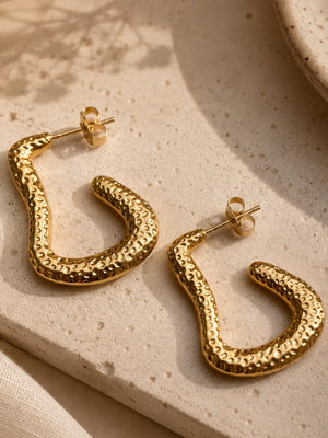 Aurora hammered gold anti-tarnish hoop earrings